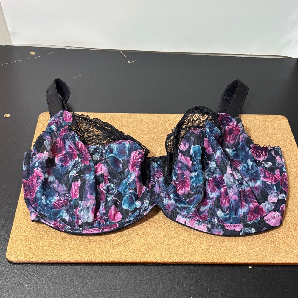 Panache Floral Lace Bra 36GG Wired Back Closure